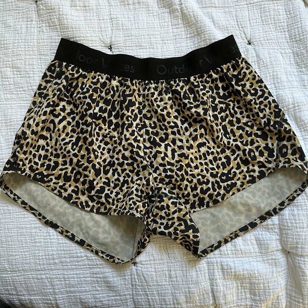 RARE COLOR Outdoor Voices Relay 3” Shorts